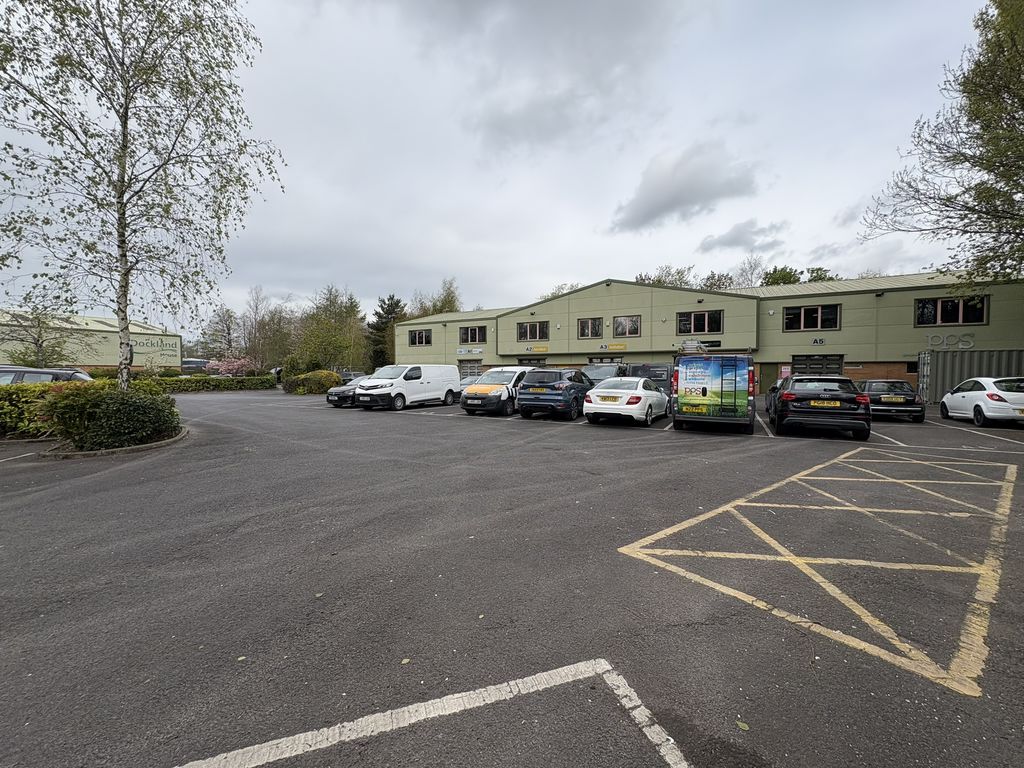Photo 6- click for photo gallery